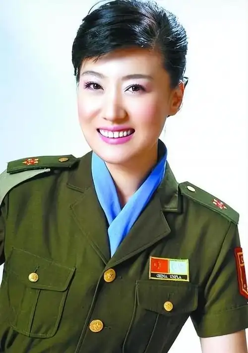 歌手谭晶我这辈子最正确的决定就是给科学家丈夫生一对双胞胎