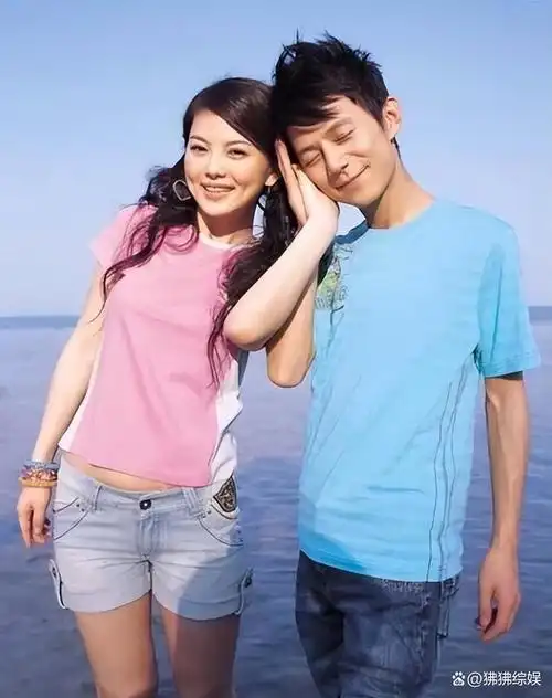 说起赵丽颖相信大家并不陌生,她的学历虽不高,仍凭借自己的努力和对