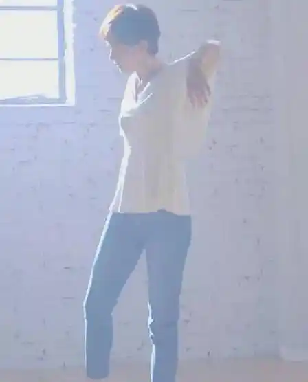 原创原创39岁孙俪光脚秀舞姿毫无违和感画面如仙境般唯美动人