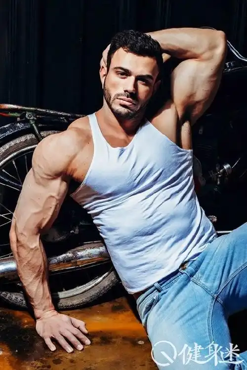 俄罗斯肌肉男模stepanpereverzev性感肌肉