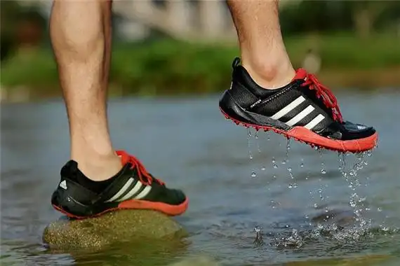 涉水鞋是什么意思 户外淌水必备