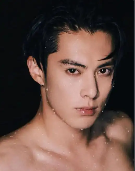 王鹤棣个人资料 王鹤棣应援色,身高,生日,演过电视剧,前女友