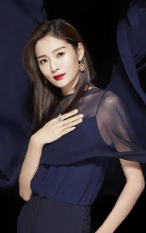 回顾王媛可对王雨一见钟情5年暗恋终成眷属结婚生子收获幸福