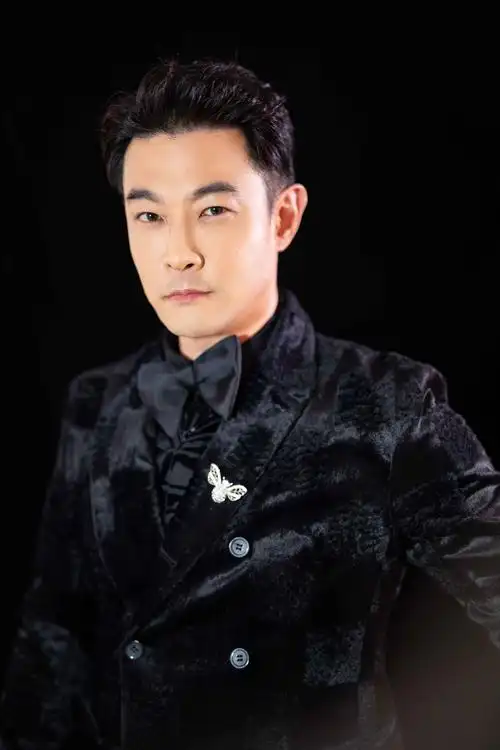 黄维德亮相时尚盛典 尽显潮流绅士风度