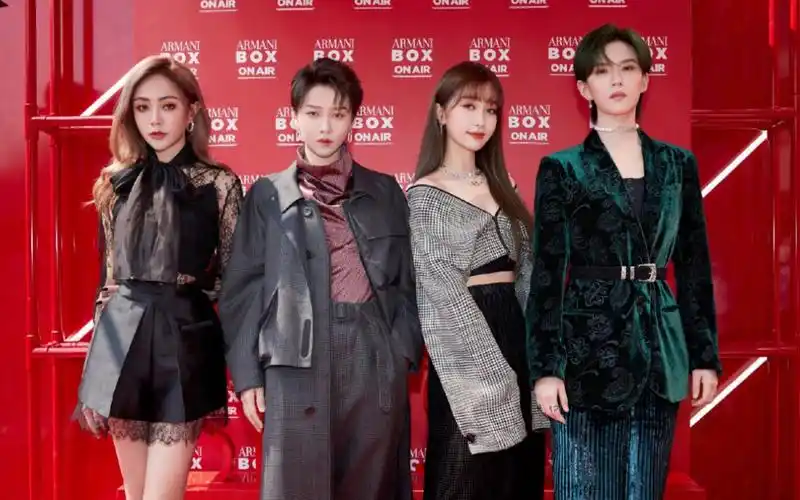 阿玛尼直播|the9-刘雨昕,虞书欣,谢可寅,陆柯燃