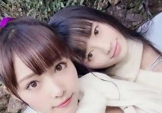离开snh48后,本以为鞠婧祎变化够大了,哪知许佳琪才是改头换面