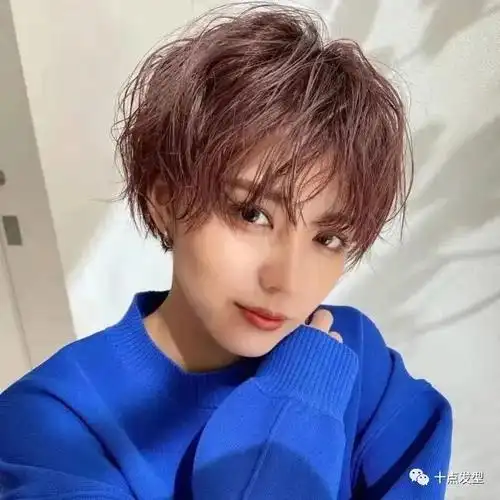 今年超流行的短发摩根纹理烫