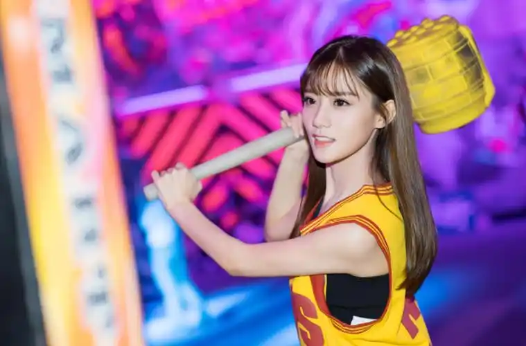 陈意涵《这!就是灌篮》曝最新写真 帅气随性运动感十足