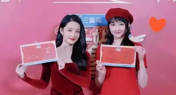 春晚后台揭秘:女星素颜亮相,范冰冰颜值成焦点_状态_舞台_皮肤