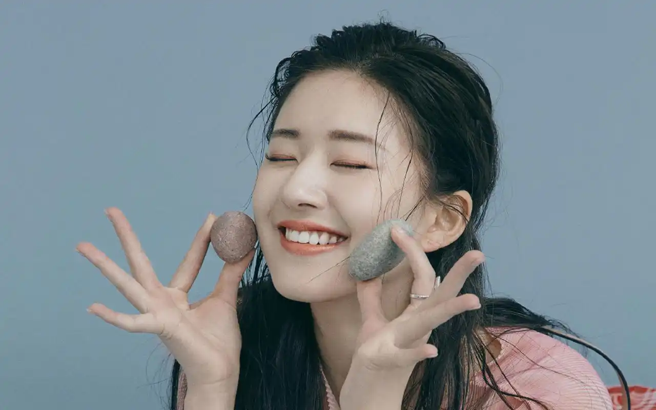 双鱼女是那种爱情不看条件就算没钱没势也愿意陪你一生的星座