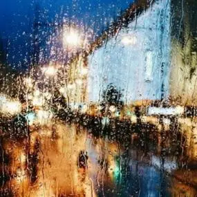 关于下雨的头像下雨天有关的高清悲伤伤感头像