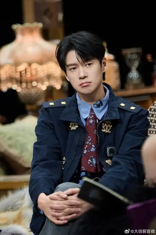 【《#大侦探黑钻大劫案#》高清剧照】之勋一@魏大勋:  成功破获多起