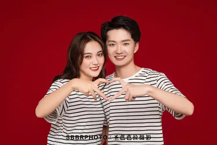 『粉丝专属』网红明星结婚证件照