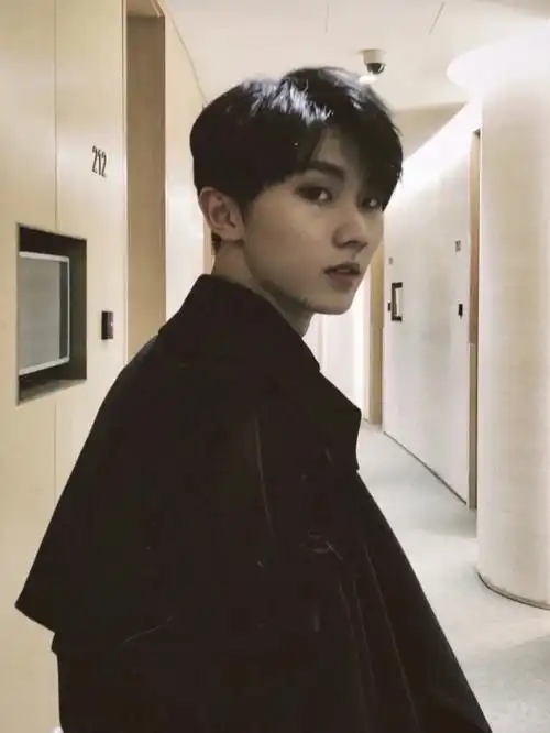 马嘉祺的图片来了