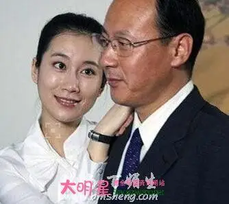 温峥嵘老公曲京远个人资料照片