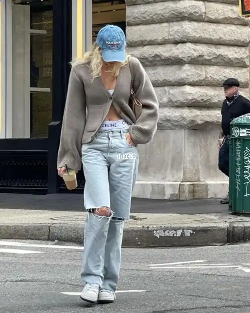 超模elsahosk日常出街穿搭