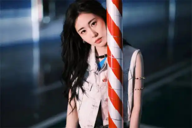 张碧晨个人资料(张碧晨个人资料-张碧晨图片-张碧晨个人经历) - 悠