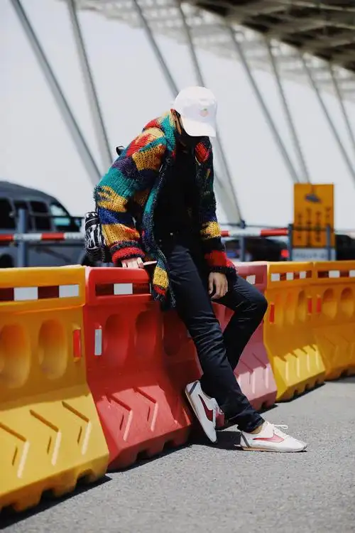 黄子韬戛纳行韬韬作为开云集团特邀嘉宾