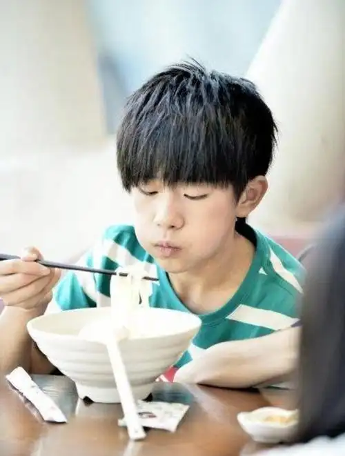 男神吃相大曝光接地气我只服霍建华