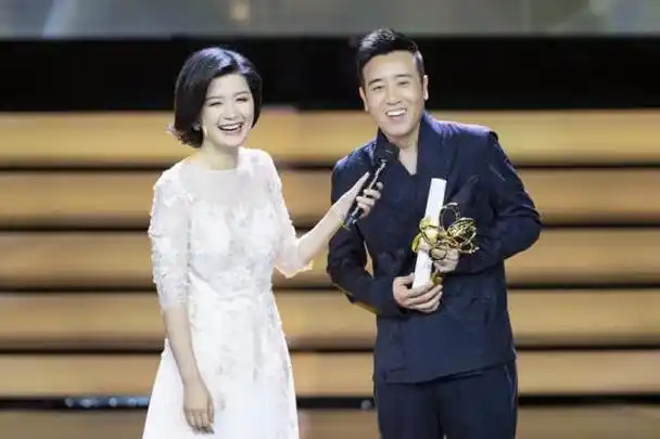 回顾于和伟喝大姐奶水长大穷小子翻身成明星与妻子恩爱20多年