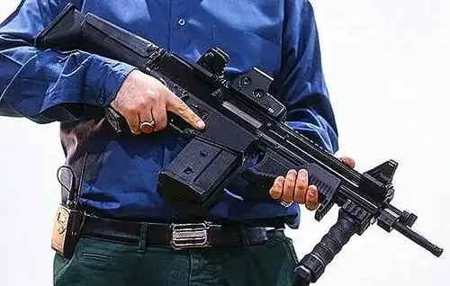 军事丨伊朗推出一款新型突击步枪,倾注了许多国际主流设计理念!