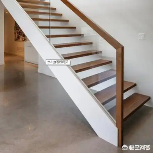 农村自建房的楼梯扶手选择实木202不锈钢304不锈钢和玻璃的哪种比较好