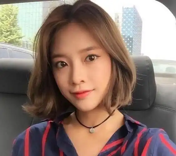 小个子女生更适合短发了解这4款洋气短发让你显高又瘦脸