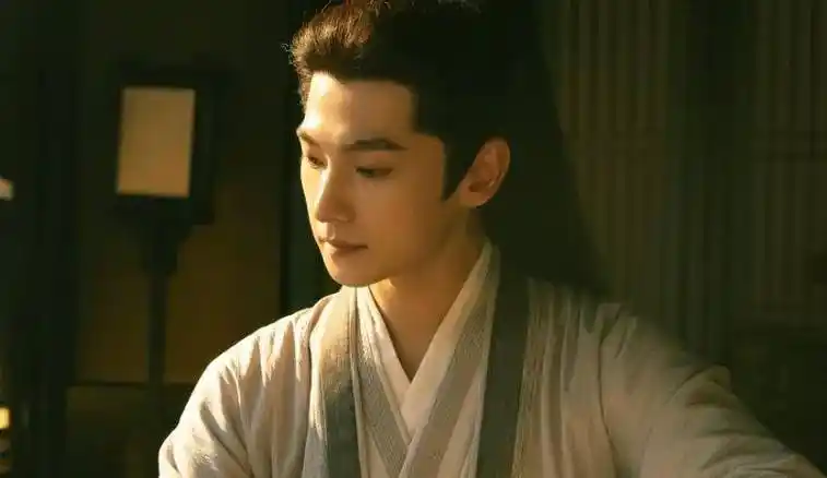 杨洋新剧《雨霖铃》剧照首发,展昭角色引期待.