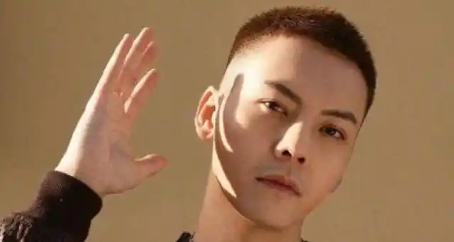 1,板寸头,圆寸头,毛寸头区别,形状不同.