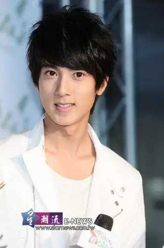 飞轮海吴尊最帅头像