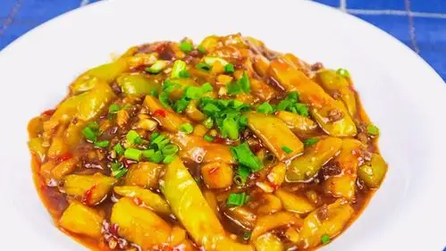 红烧茄子,外酥里嫩!