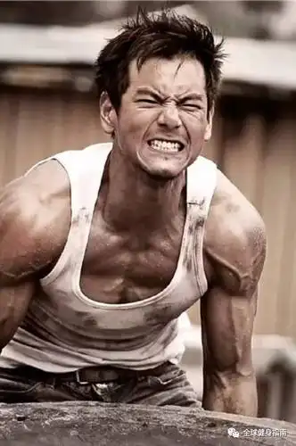 好身材等着你-end-图文整编/健身男神max图片来源网络转载请联系max