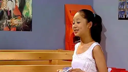 夏雪劝流行和妈妈沟通一下,刘星说他们没法沟通,气得跑出去了