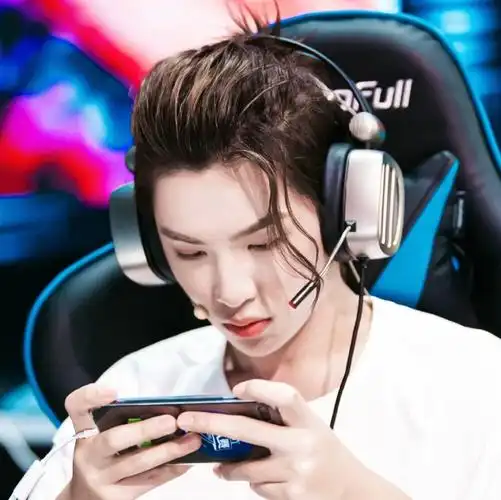 自截头像 justin黄明昊喜欢收藏,拿图d 二传二改标明堆糖id(出处)