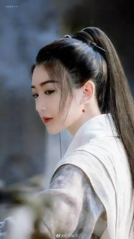 马尾_英气_舒亚男