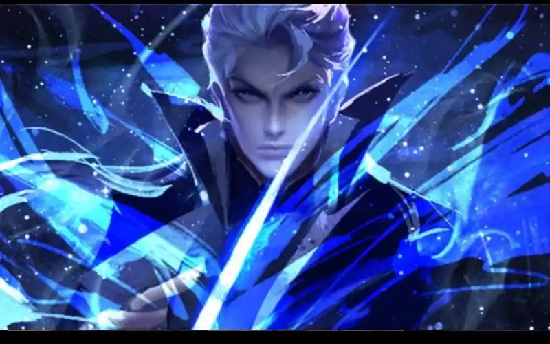 铠皇专属魅力,愿暴击永远显示在你的屏幕之上.