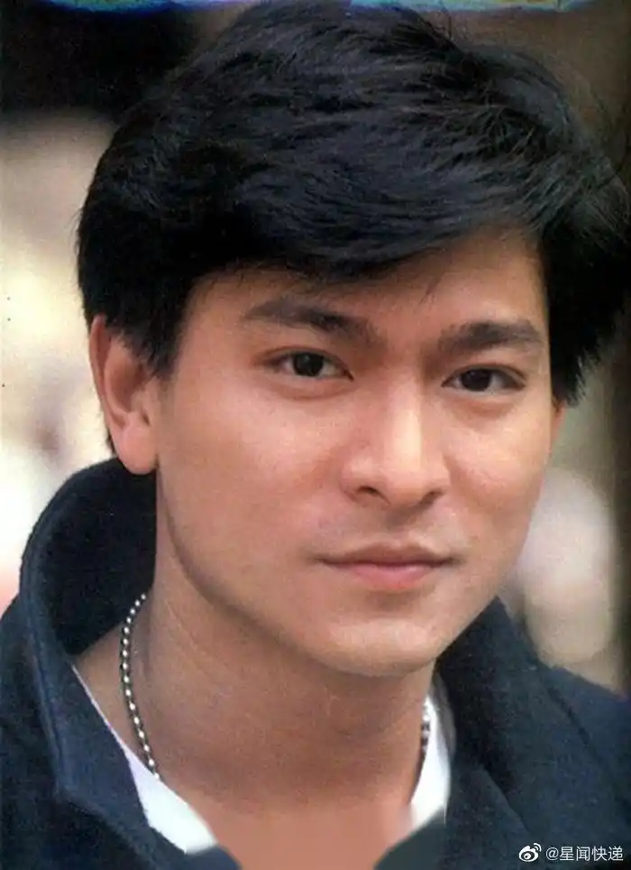 1999年刘德华演唱会的前一天,刘德华刚排练完最后一遍演唱会彩排,结果