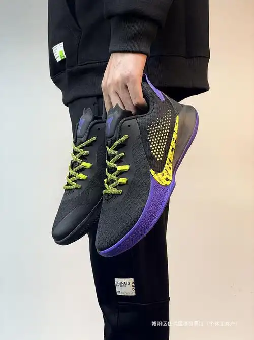 科比篮球鞋男6代实战低帮球鞋12夏季气垫kobe学生实战4运动鞋