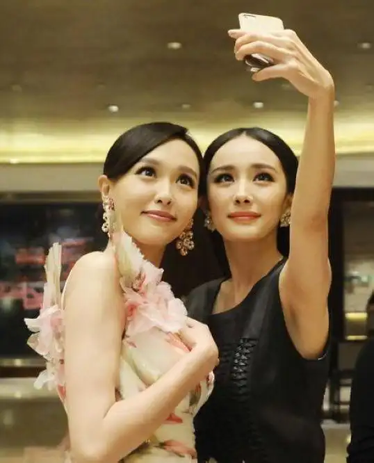 唐嫣和杨幂是真闺蜜还是逢场作戏?-剧情奥秘