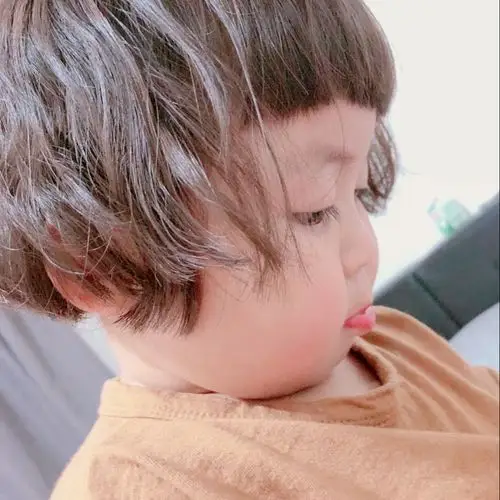 自截/罗熙/头像