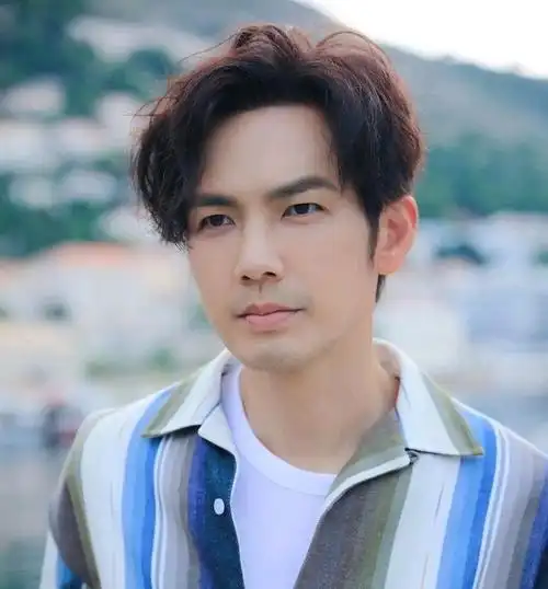 钟汉良——高冷减龄气质颜