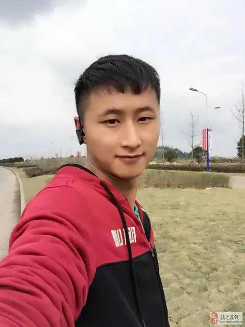 【帅男秀场】陈俊龙 25岁 处女座 自由