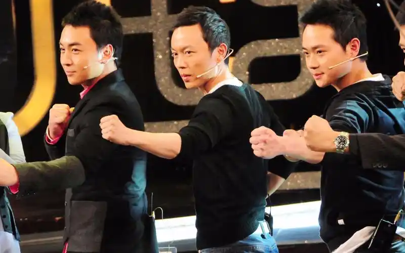 释小龙曹骏谢苗三大童星互相套招对打