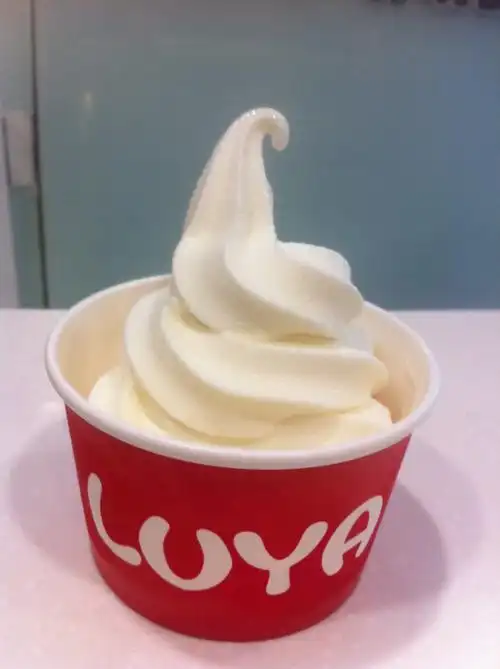 qteeth酸奶冰激凌品牌logo及简单应用