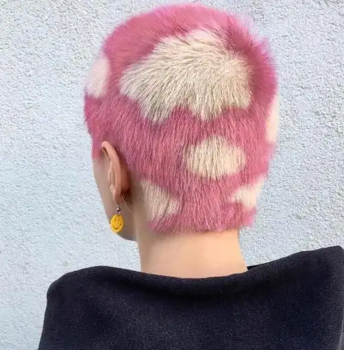 女生潮色寸头造型 时髦惹眼美到惊艳_女生短发 - 美发站