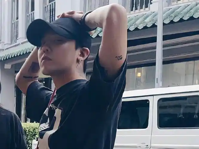 "权志龙2024年新专辑预告"