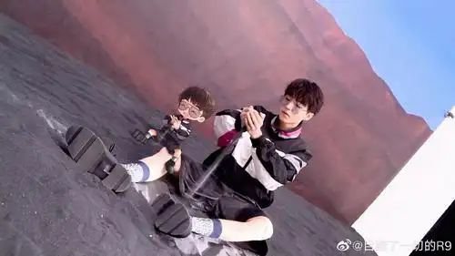 饭绘王俊凯和小小凯系列 快来和俊凯一起玩沙子