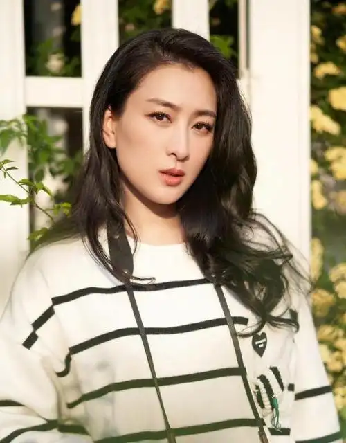 分手11年后再看马苏的现状才明白当年孔令辉的选择有多正确