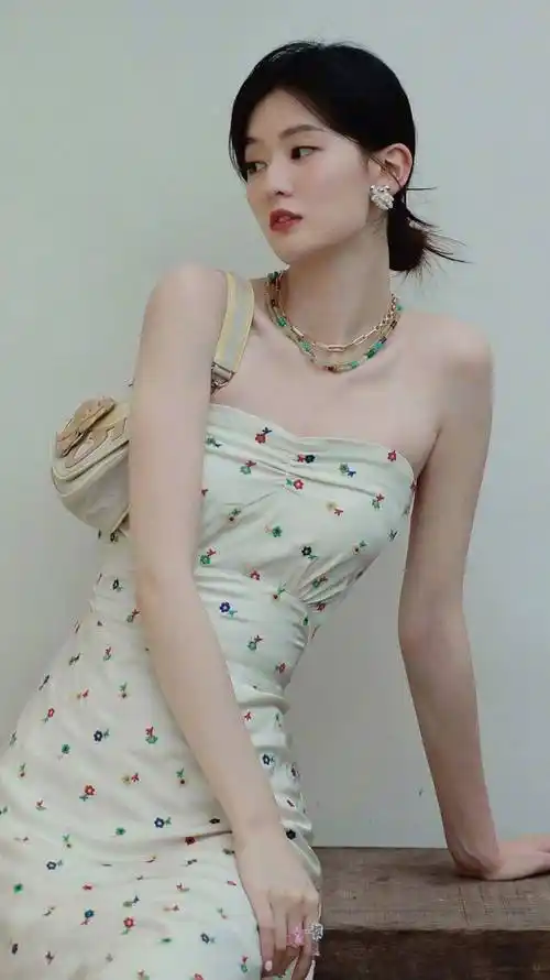 乔欣黑丝诱惑,苗条身材,高颜值性感清纯美女