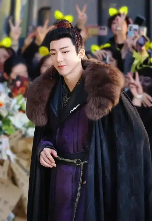 摩登兄弟刘宇宁新剧珠帘玉幕今日官宣杀青啦好丑啊